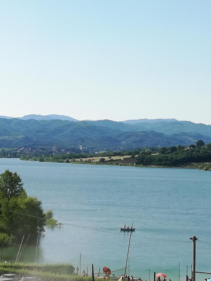 Il lago del Mugello B&B Barberino di Mugello Esterno foto